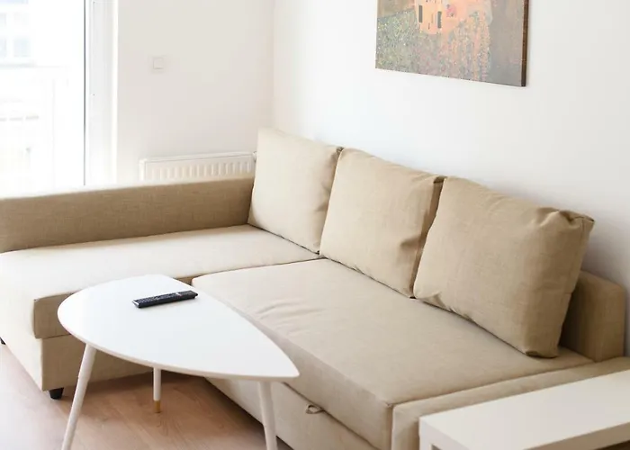 Apartment 1100 *