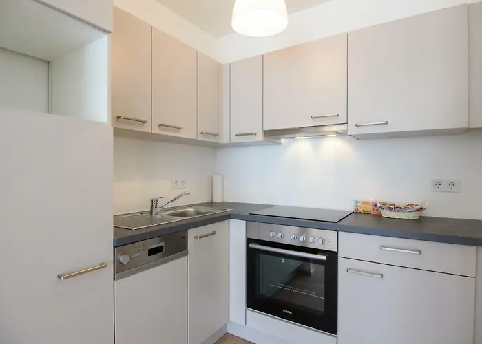 Apartment 1100 *