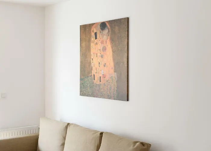 Apartment 1100