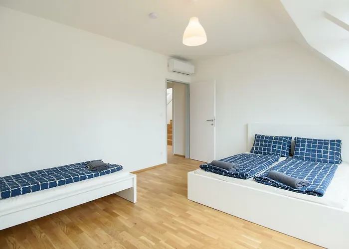 Apartment 1100 *
