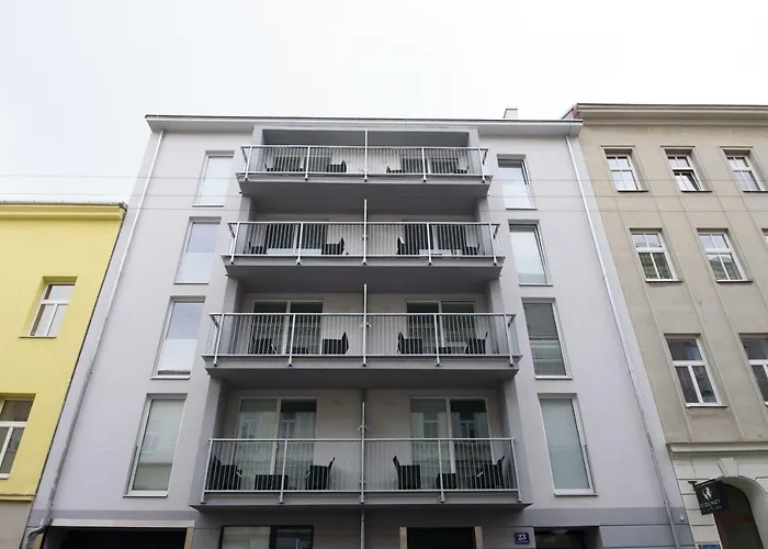 1100 Apartment